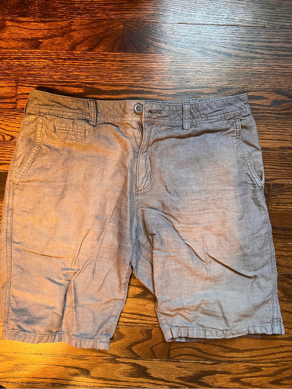 Men's Express Casual Gray Linen-Blend Shorts